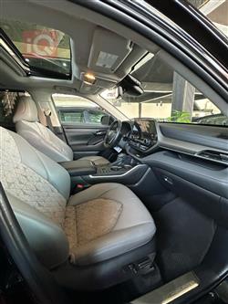 تۆیۆتا هایلاندەر